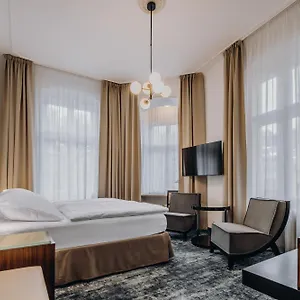 hotellátogatás